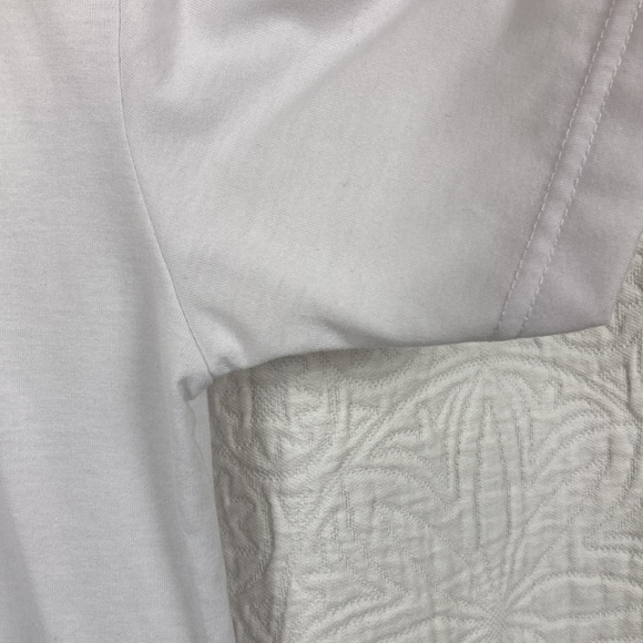 Starbucks Coffee Is My Valentine Graphic T-shirt sz Medium - Picture 10 of 10